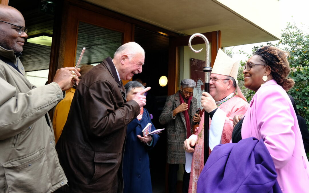 Mgr Bertrand dans la paroisse de Deuil-La Barre